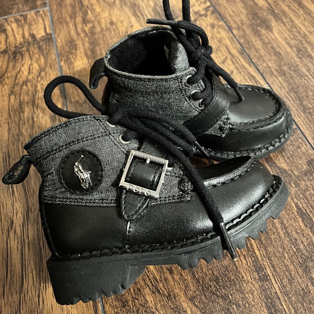 Polo Ralph Lauren Toddler Boys’ Black and Gray Leather Lace Up Combat Boots Sz-6